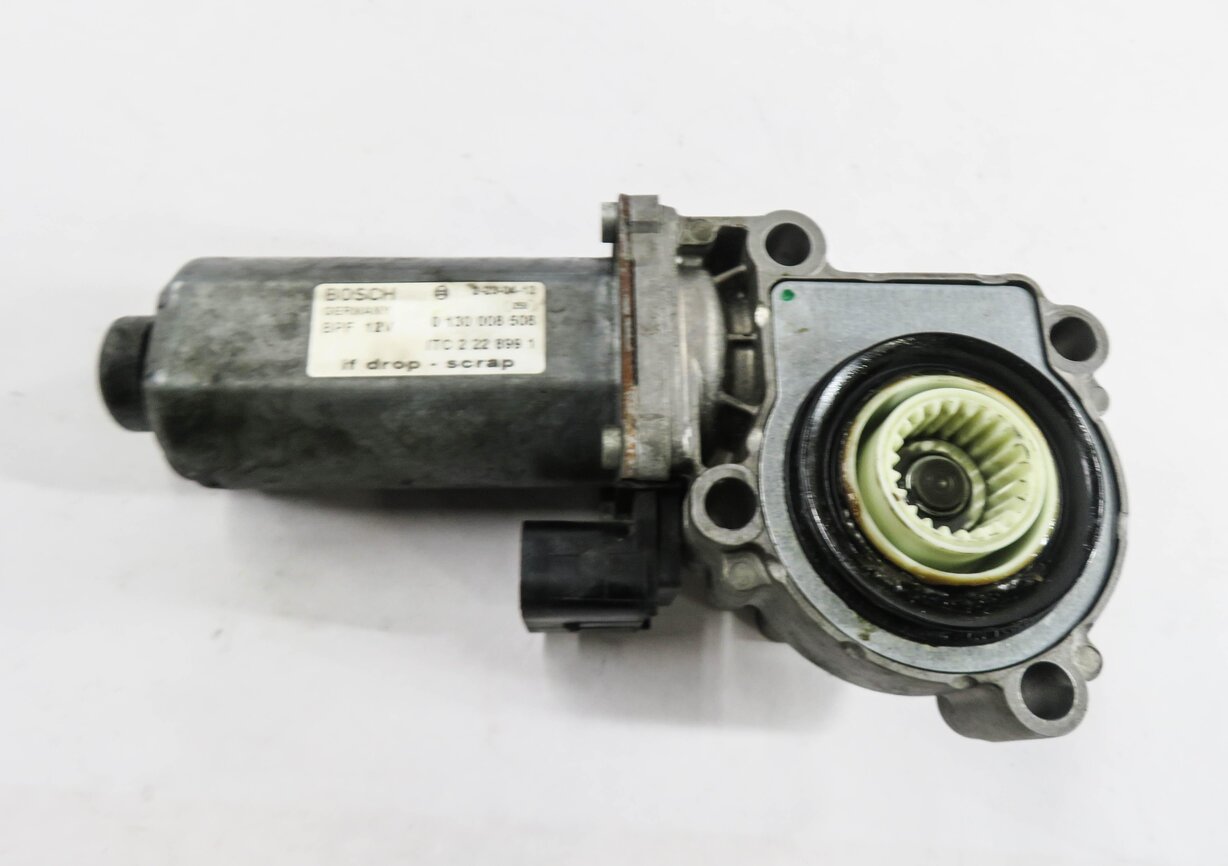Thumbnail 5: 05-16 LR3 LR4 RANGE ROVER SPORT (L320 L322 L405 L494) TRANSFER CASE SHIFT MOTOR