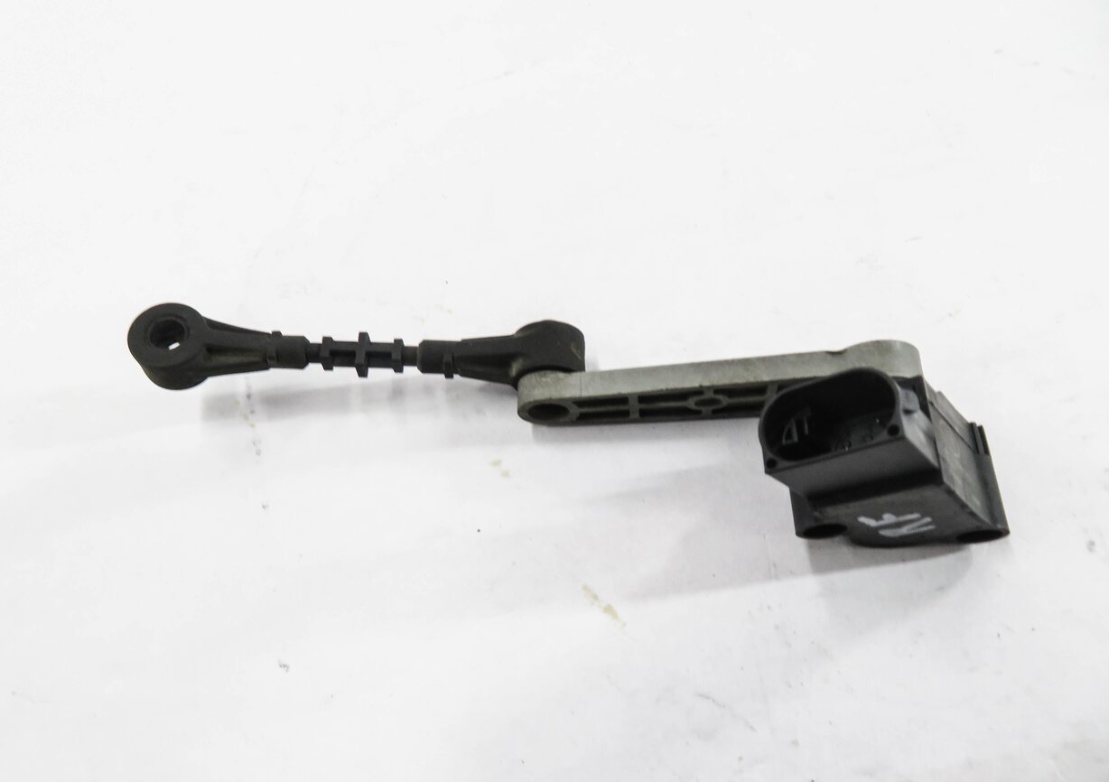 Thumbnail 5: 2012 RANGE ROVER SPORT (L320) RIGHT FRONT SUSPENSION HEIGHT LEVEL SENSOR