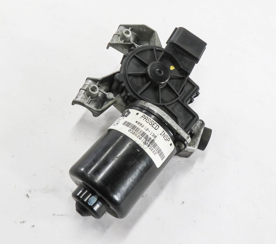05-16 LAND ROVER LR3 LR4 - RANGE ROVER SPORT (L320) FRONT WINDSHIELD WIPER MOTOR