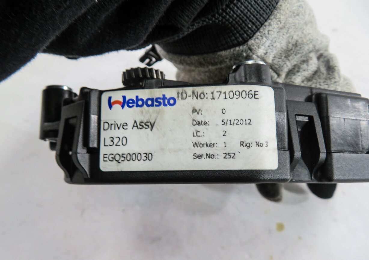 Thumbnail 6: 2006-2013 RANGE ROVER SPORT (L320) SUNROOF MOTOR SUN ROOF WINDOW MOTOR