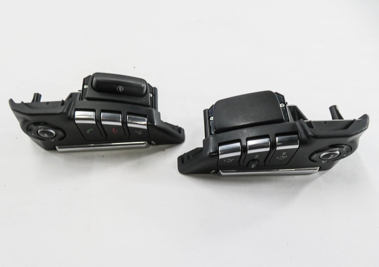 Thumbnail 8: 2012 RANGE ROVER SPORT (L320) LEFT & RIGHT STEERING WHEEL SWITCH BUTTON SET-2