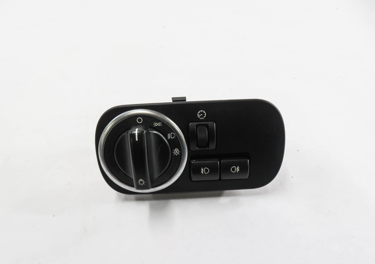 Thumbnail 2: 2010-2013 LAND ROVER LR4 - RANGE ROVER SPORT (L320) HEADLIGHT SWITCH CONTROL