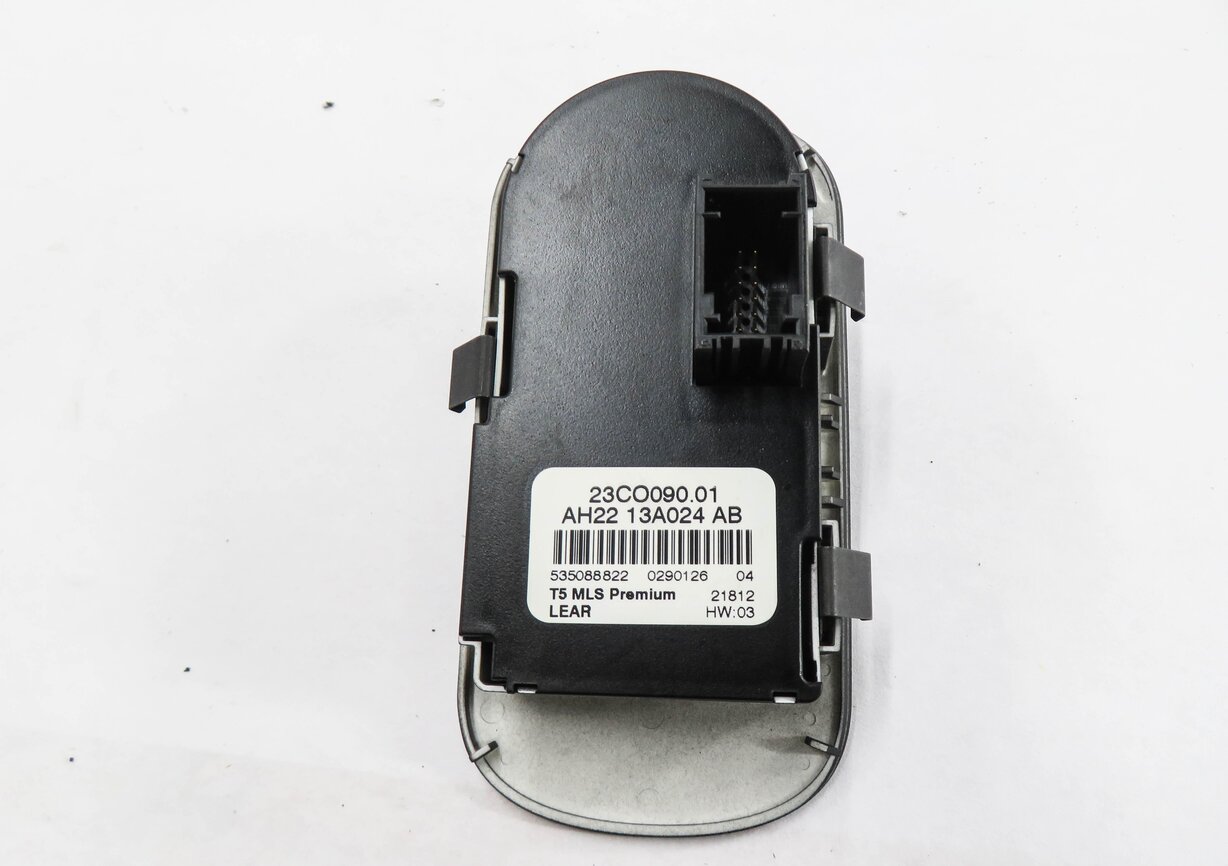 Thumbnail 6: 2010-2013 LAND ROVER LR4 - RANGE ROVER SPORT (L320) HEADLIGHT SWITCH CONTROL