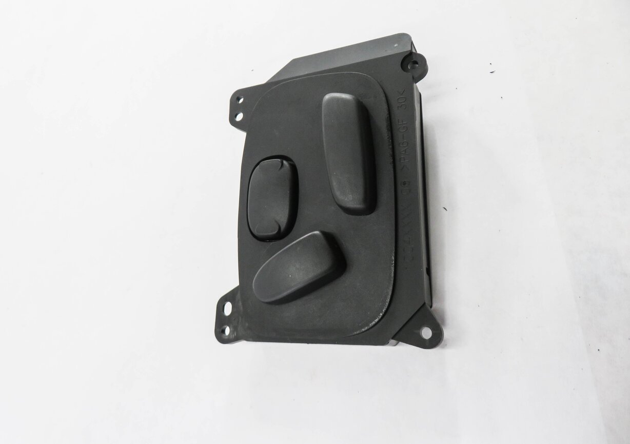 Thumbnail 3: 2012 RANGE ROVER SPORT (L320) RIGHT FRONT PASSENGER SEAT ADJUSTMENT SWITCH