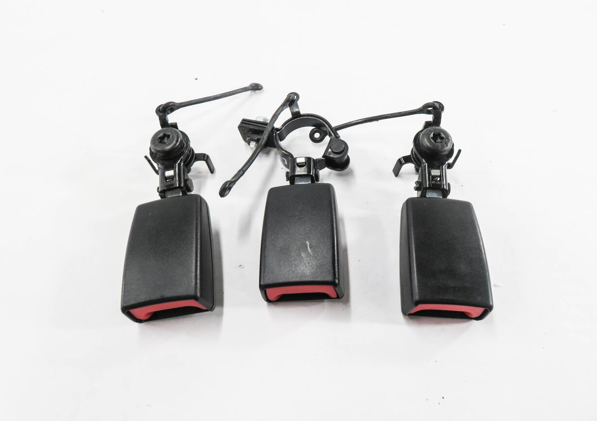 Thumbnail 2: 2012 RANGE ROVER SPORT (L320) REAR 2nd ROW SEAT - SEATBELT BUCKLE RECEIVER SET-3