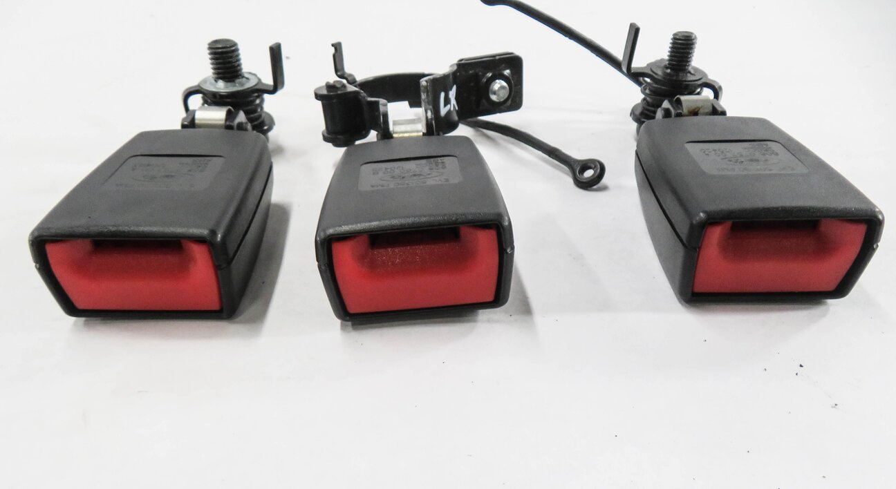 Thumbnail 6: 2012 RANGE ROVER SPORT (L320) REAR 2nd ROW SEAT - SEATBELT BUCKLE RECEIVER SET-3