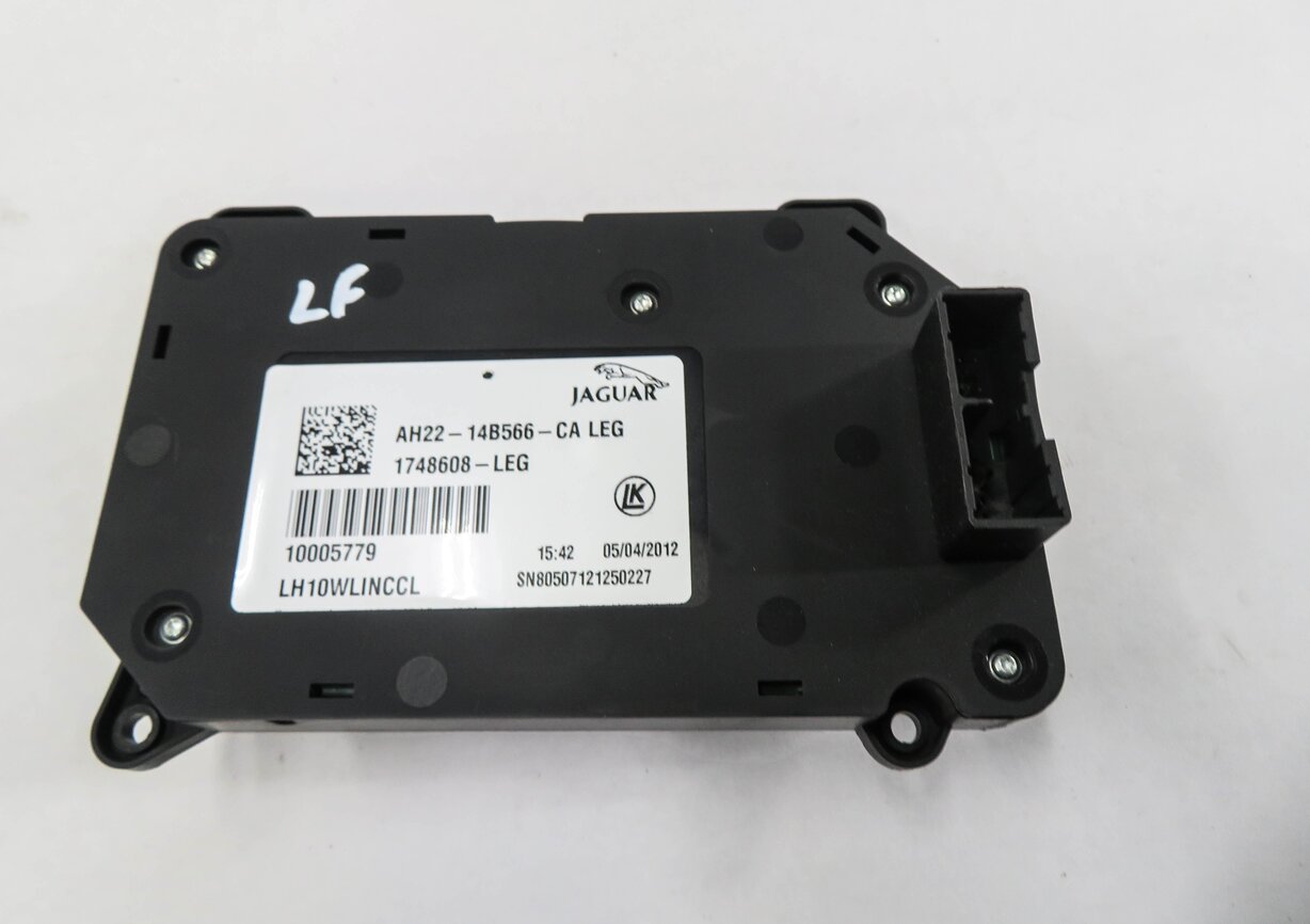 Thumbnail 6: 2012 RANGE ROVER SPORT (L320) LEFT FRONT DRIVER SEAT ADJUSTMENT SWITCH