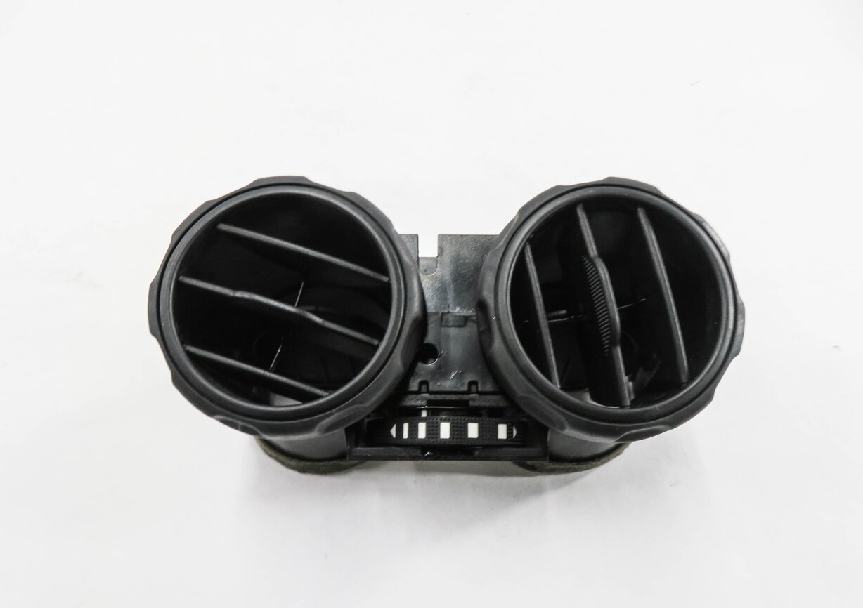 Thumbnail 2: 2012 RANGE ROVER SPORT (L320) REAR CENTER CONSOLE HEATER A/C AIR VENT