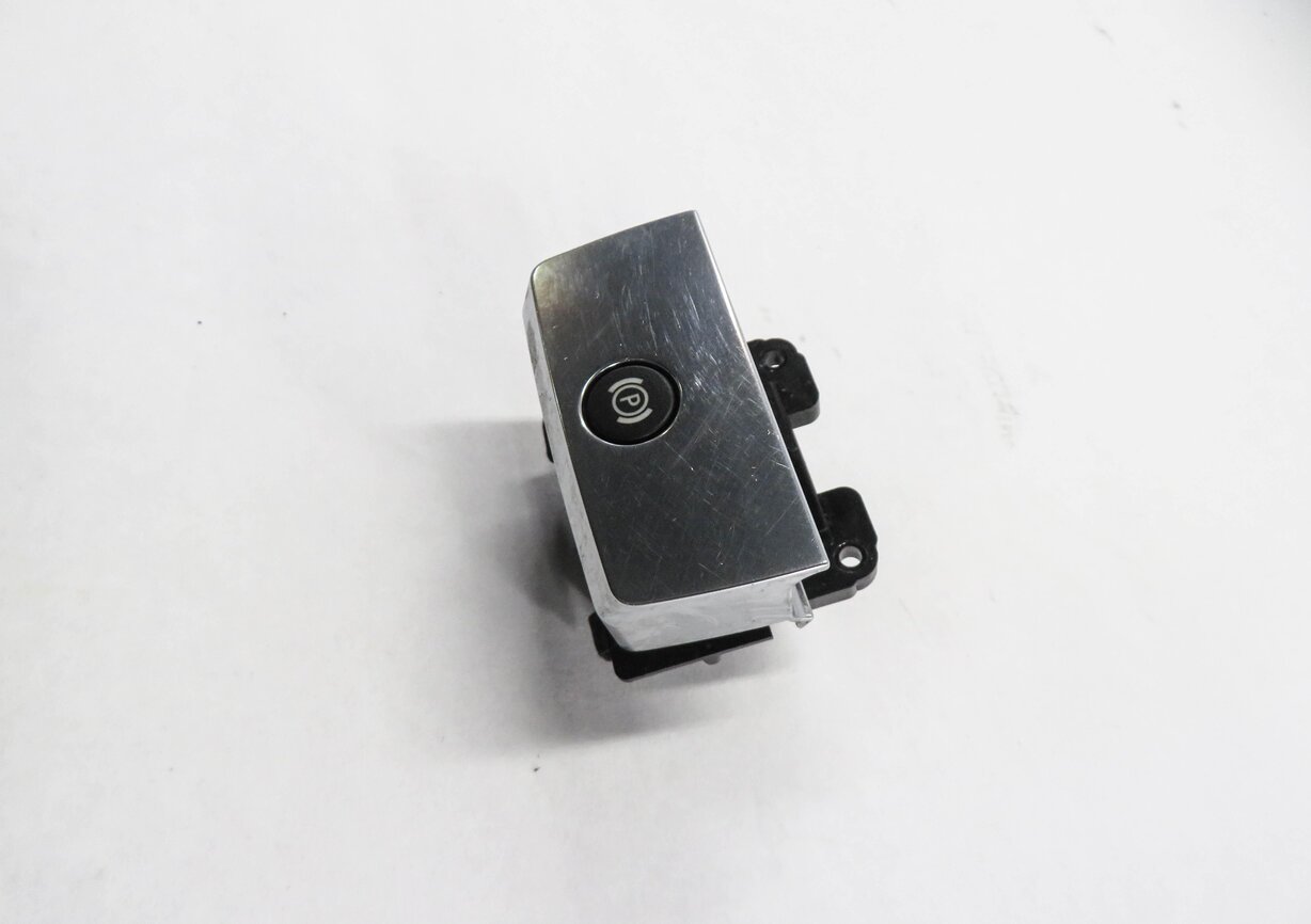 Thumbnail 4: 2012 RANGE ROVER SPORT (L320) PARKING BRAKE SWITCH BUTTON