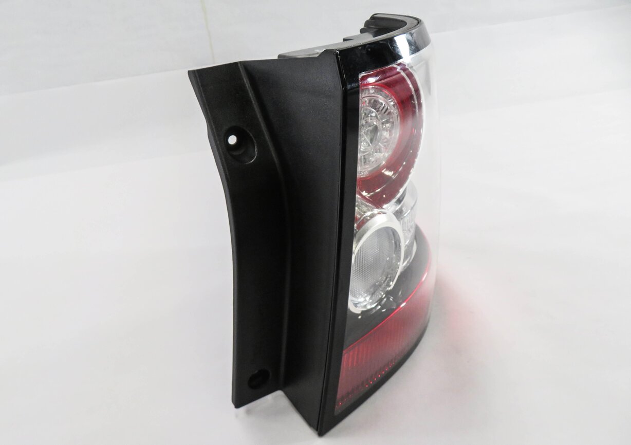 Thumbnail 4: 2012-2013 RANGE ROVER SPORT (L320) RIGHT PASSENGER TAILLIGHT BRAKE LIGHT LAMP
