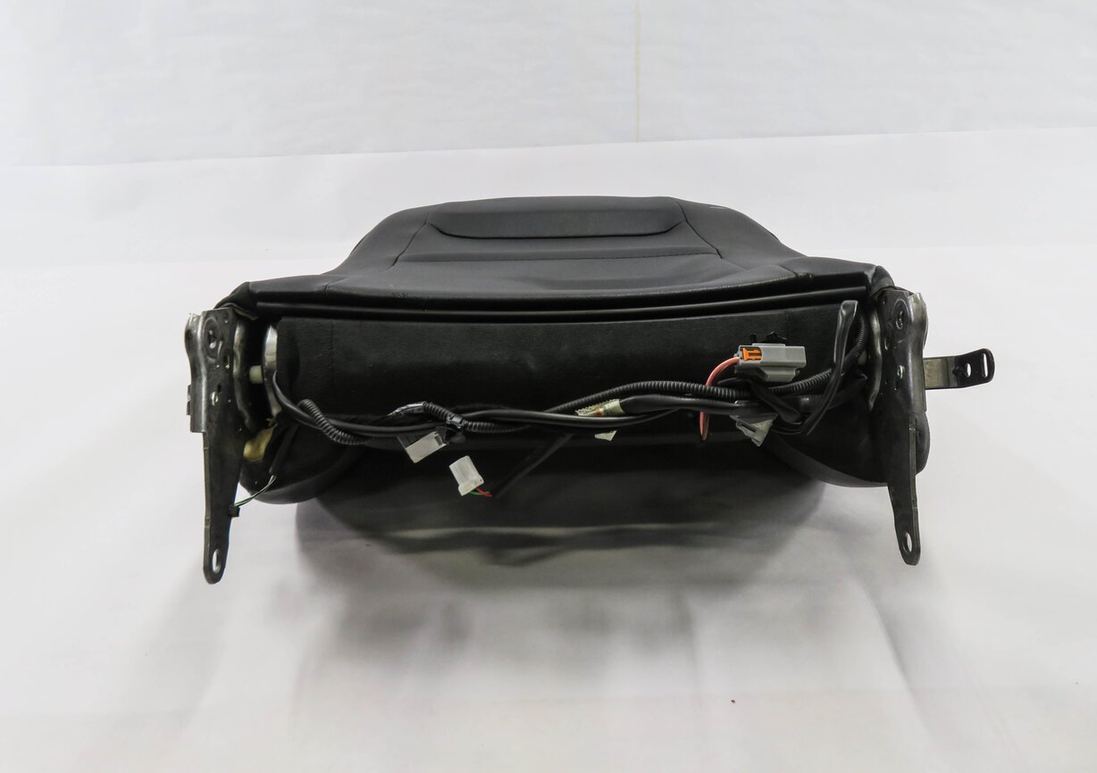Thumbnail 6: 2012 RANGE ROVER SPORT (L320) PASSENGER - UPPER TOP HEATED SEAT CUSHION (BLACK)