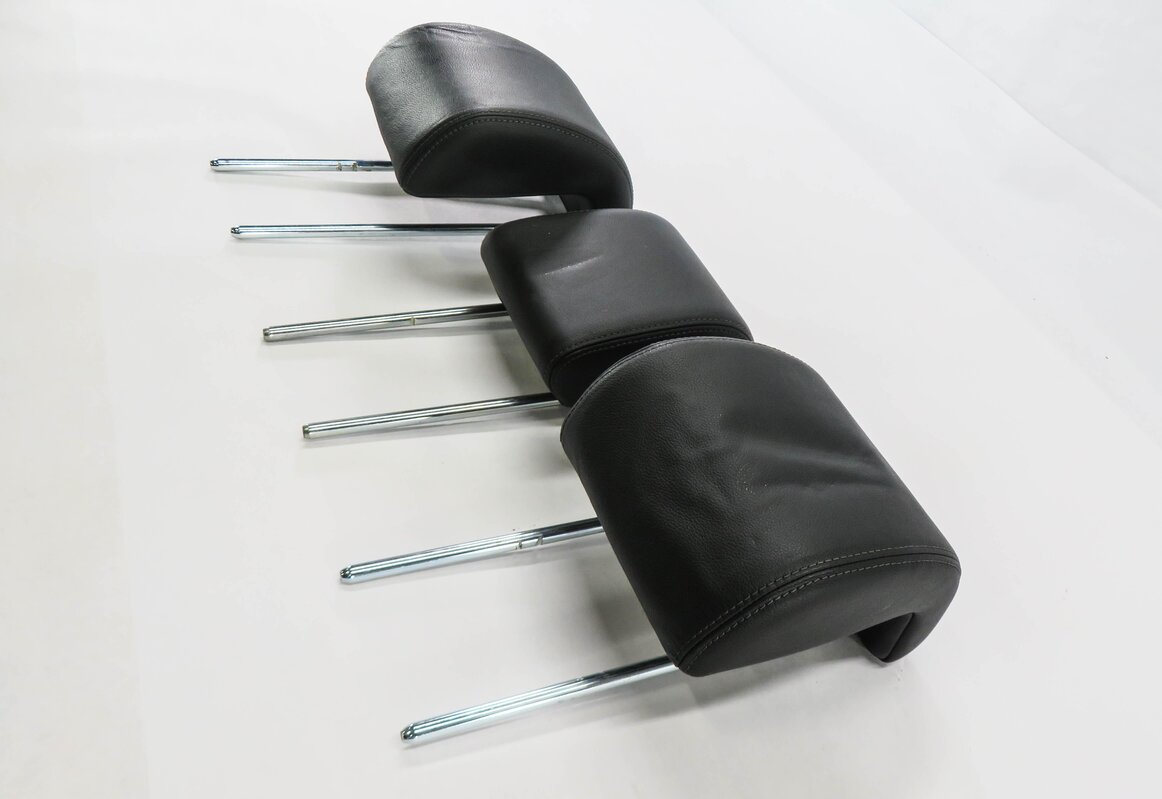 Thumbnail 3: 2012 RANGE ROVER SPORT (L320) REAR 2nd ROW SEAT HEADREST SET (BLACK LEATHER)