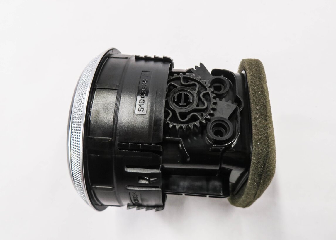 Thumbnail 3: 2015 AUDI S3 (8V) FRONT HEATER A/C AIR VENT