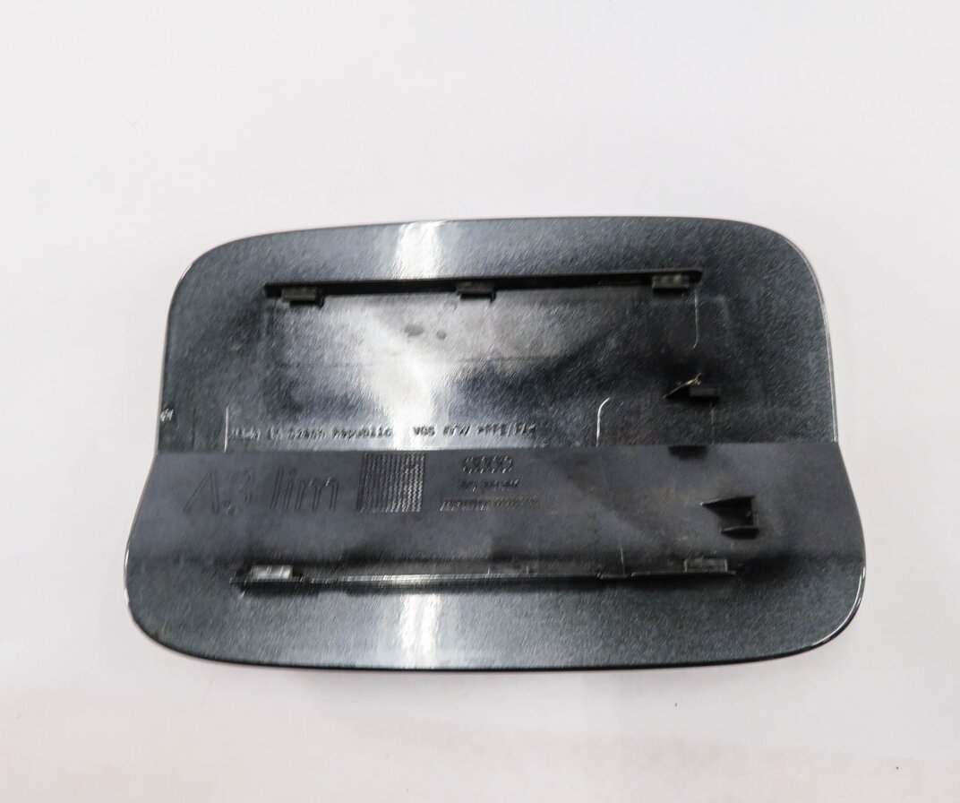 Thumbnail 4: 2015-2018 AUDI A3 S3 (8V) FUEL TANK FILLER HOUSING GAS TANK DOOR FLAP (GRAY)