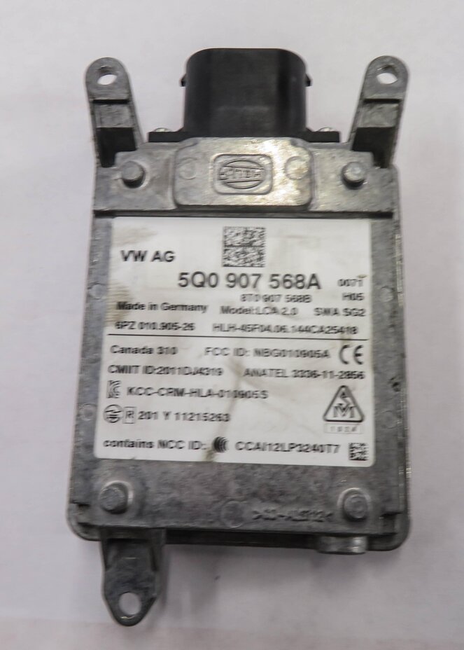 Thumbnail 3: 2015-2016 AUDI A3 S3 (8V) RIGHT LANE DEPARTURE BLIND SPOT CONTROL MODULE (SLAVE)