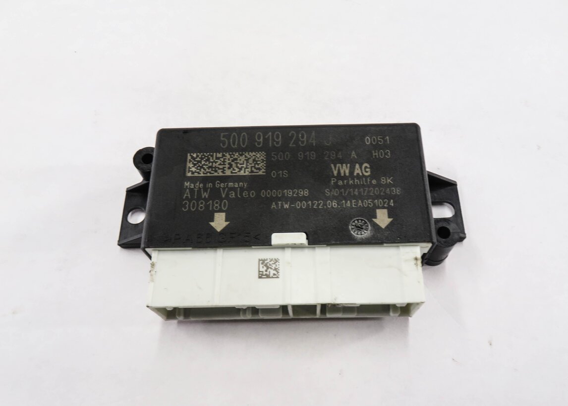 Thumbnail 2: 2015-2016 AUDI A3 S3 TT (8V MK3) PDC PARK DISTANCE SENSOR CONTROL MODULE