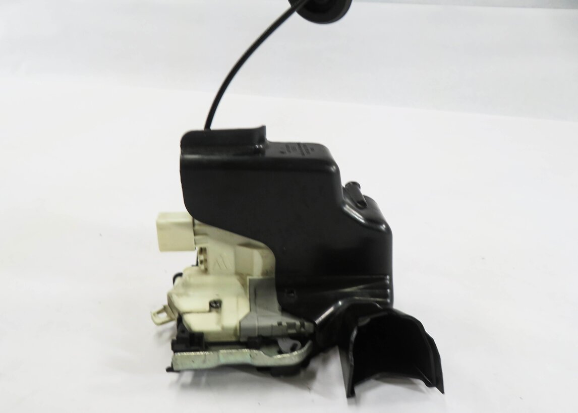 Thumbnail 2: 15-18 AUDI A3 S3 A4 Q5 SQ5 TT (8V B9 MK3 FY) LEFT FRONT DRIVER DOOR LOCK LATCH