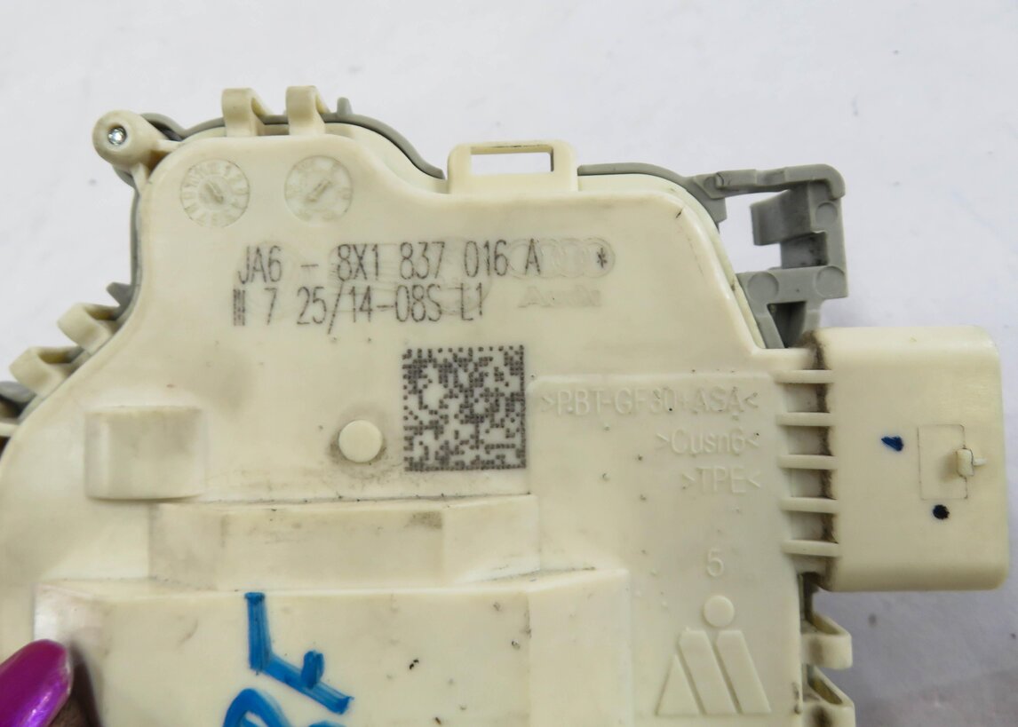 Thumbnail 5: 15-18 AUDI A3 S3 A4 Q5 TT (8V B9 MK3 FY) RIGHT FRONT PASSENGER DOOR LOCK LATCH