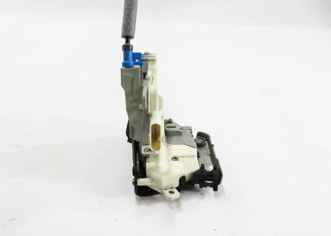 Thumbnail 3: 10-18 AUDI A3 A4 A8 Q3 Q5 S3 S4 SQ5 S8 LEFT SIDE REAR DOOR LOCK LATCH ACTUATOR