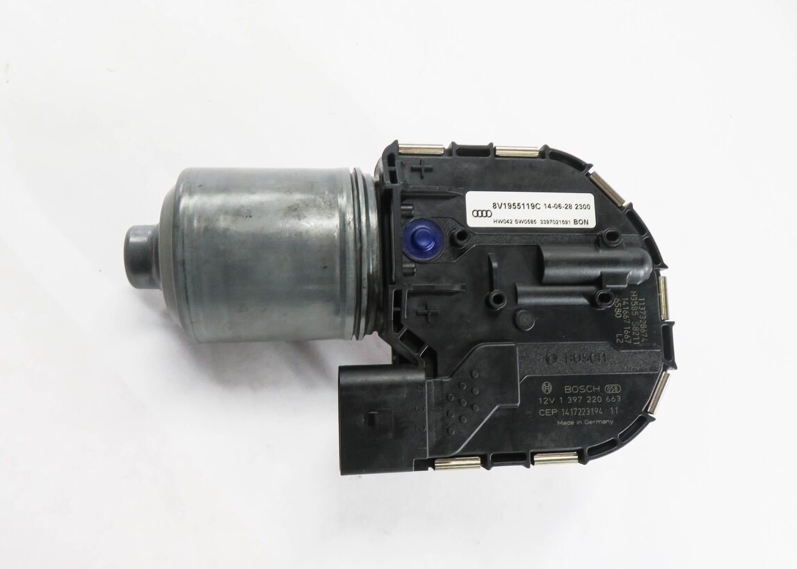Thumbnail 2: 2015-2018 AUDI A3 S3 RS3 (8V) SEDAN / CONVERTIBLE - FRONT WINDSHIELD WIPER MOTOR