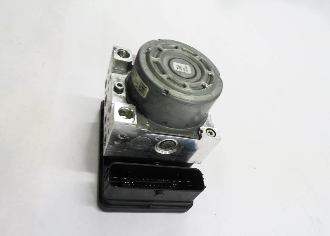 Thumbnail 3: 2015-2016 AUDI S3 (8V) ABS ANTI LOCK BRAKE PUMP w/ MODULE
