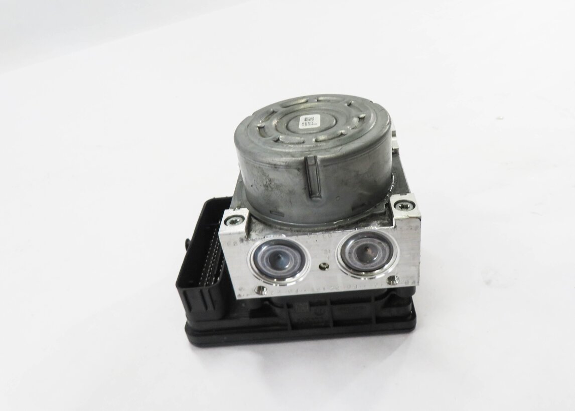 Thumbnail 5: 2015-2016 AUDI S3 (8V) ABS ANTI LOCK BRAKE PUMP w/ MODULE