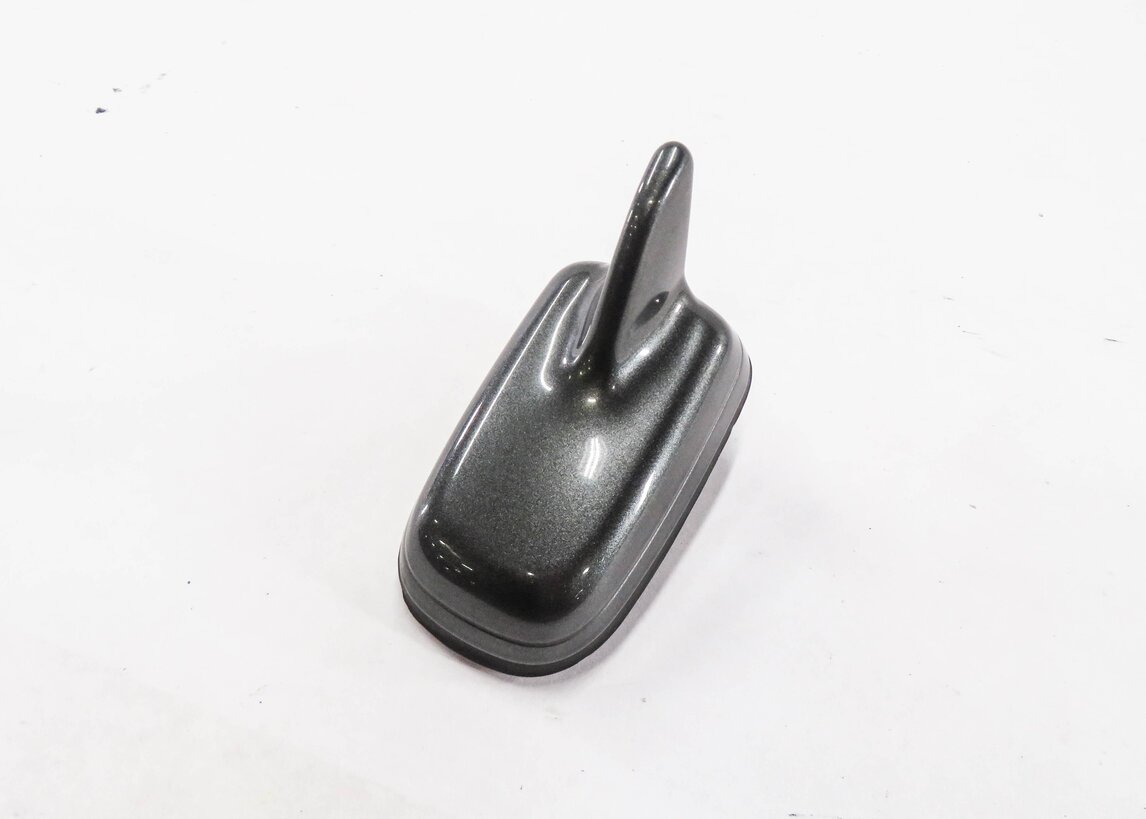 2015-2018 AUDI A3 S3 (8V SEDAN / WAGON RADIO STEREO RECEPTION ANTENNA (GRAY)