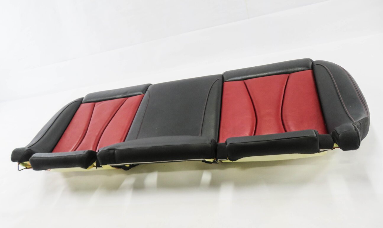 2015 AUDI S3 (8V) REAR LEFT / RIGHT LOWER BOTTOM SEAT CUSHION (BLACK & RED)