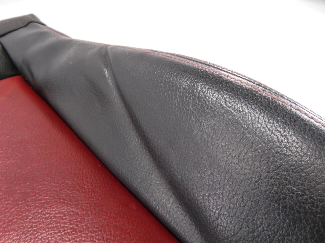 Thumbnail 7: 2015 AUDI S3 (8V) DRIVER FRONT LEFT LOWER BOTTOM SEAT CUSHION (BLACK & RED)