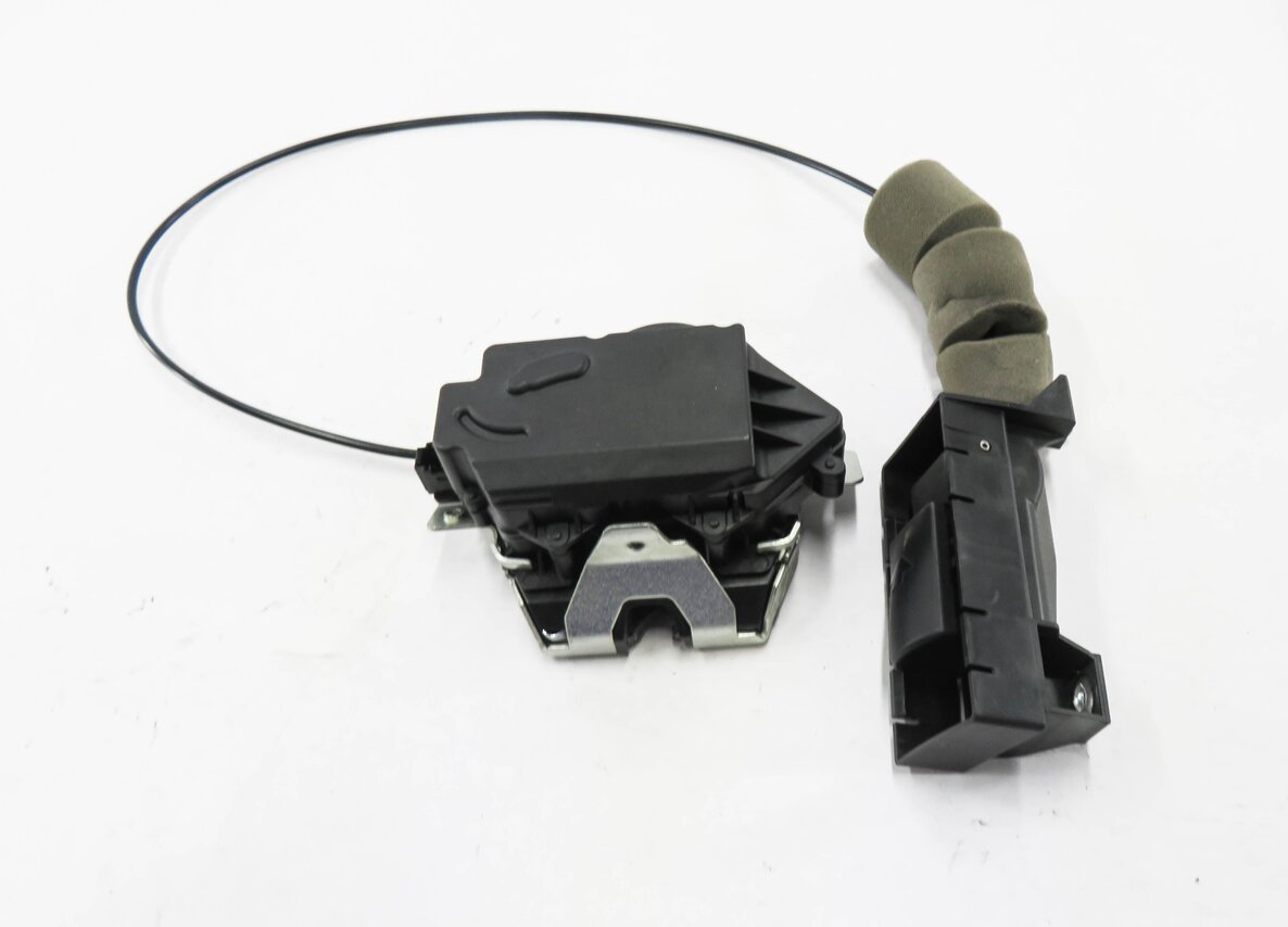 Thumbnail 2: 2008 MERCEDES GL550 (X164) REAR TRUNK LOCK LATCH ACTUATOR