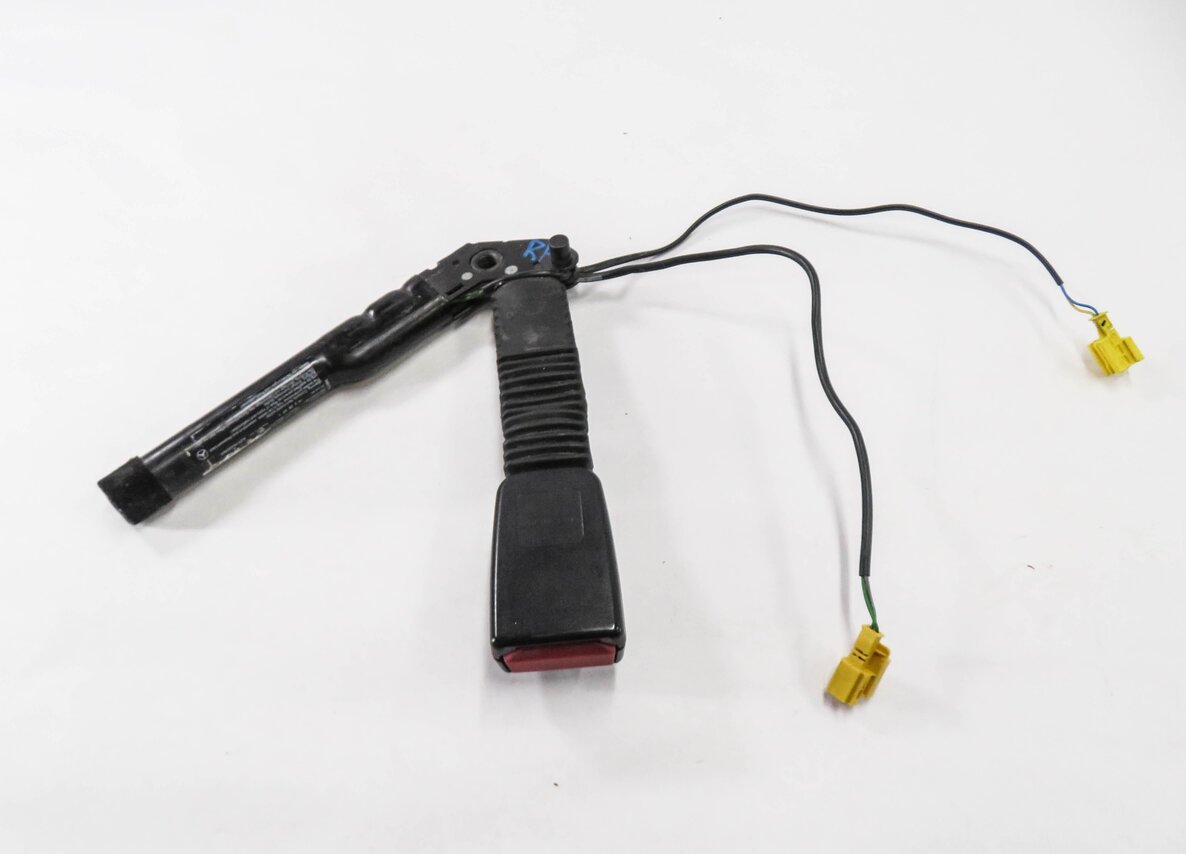 Thumbnail 5: 06-08 MERCEDES GL320 GL450 GL550 ML320 ML350 R350 - PASSENGER SEATBELT RECEIVER