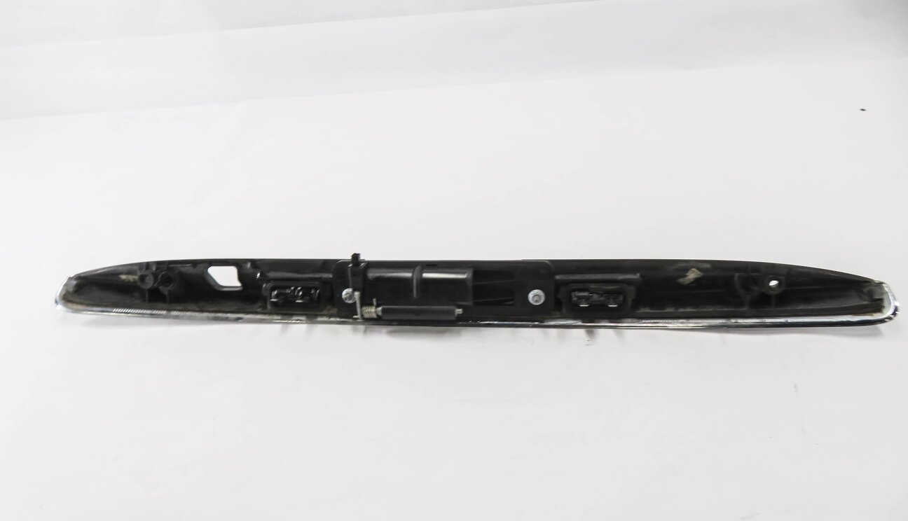 Thumbnail 4: 2008 MERCEDES GL550 (X164) REAR HATCH TRUNK RELEASE HANDLE w/ LICENSE LIGHTS