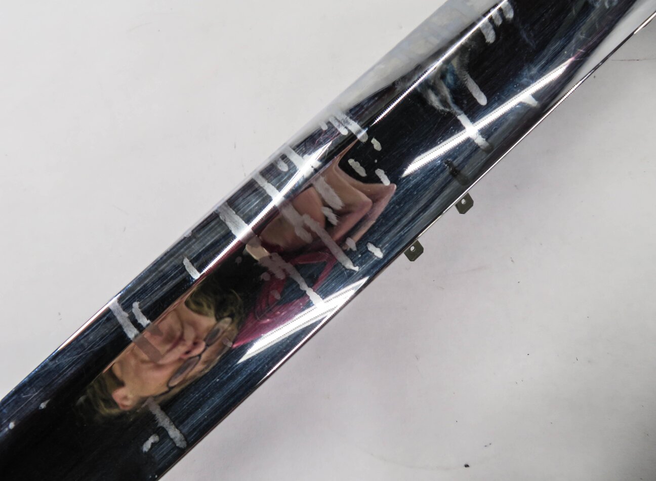 Thumbnail 6: 2008 MERCEDES GL550 (X164) REAR HATCH TRUNK RELEASE HANDLE w/ LICENSE LIGHTS
