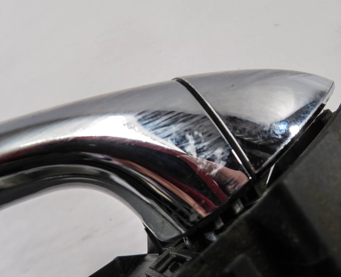 Thumbnail 8: 2008 MERCEDES GL550 (X164) RIGHT FRONT PASSENGER DOOR HANDLE (IRIDIUM SILVER)