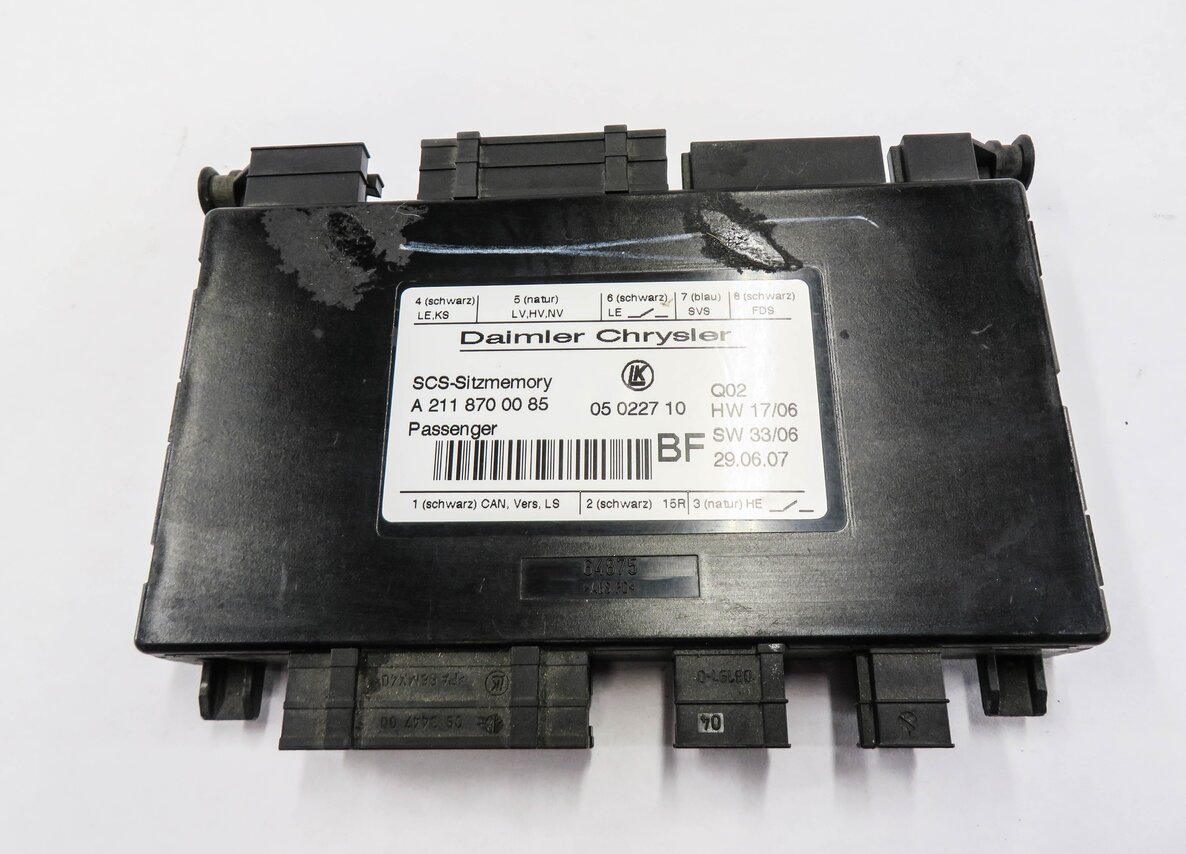 Thumbnail 2: 2008 MERCEDES GL550 (X164) RIGHT FRONT PASSNEGER SEAT CONTROL MODULE