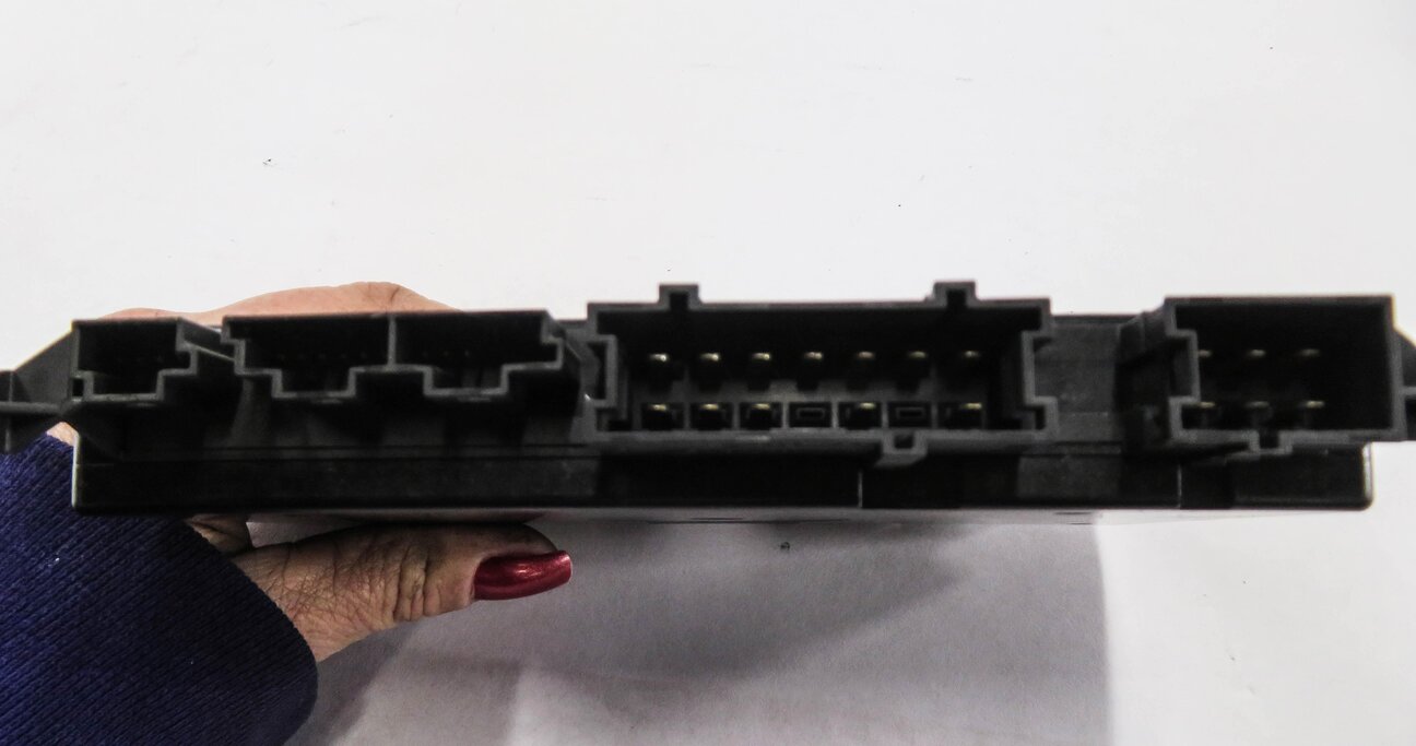 Thumbnail 6: 2008 MERCEDES GL550 (X164) RIGHT FRONT PASSNEGER SEAT CONTROL MODULE