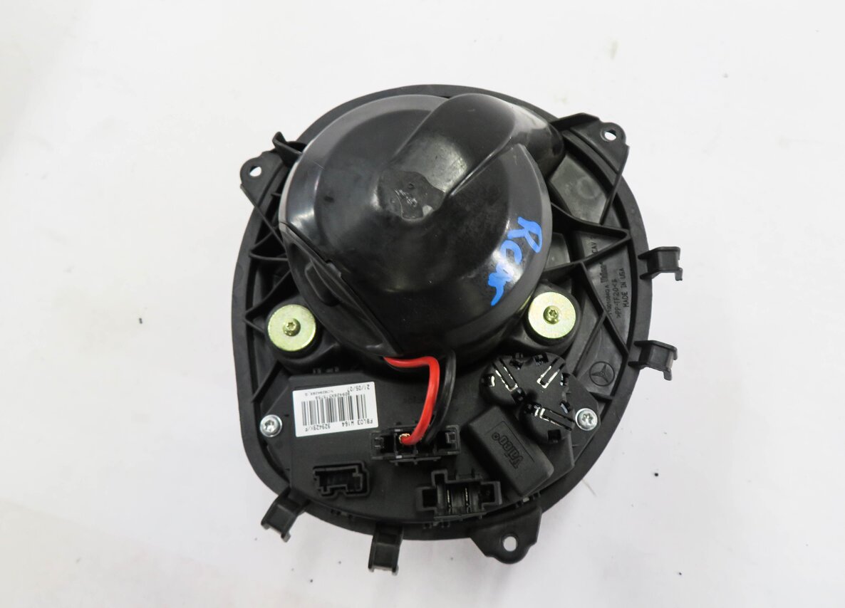 Thumbnail 5: 06-13 MERCEDES GL320 GL450 ML320 ML350 ML500 R350 - FRONT A/C BLOWER FAN MOTOR