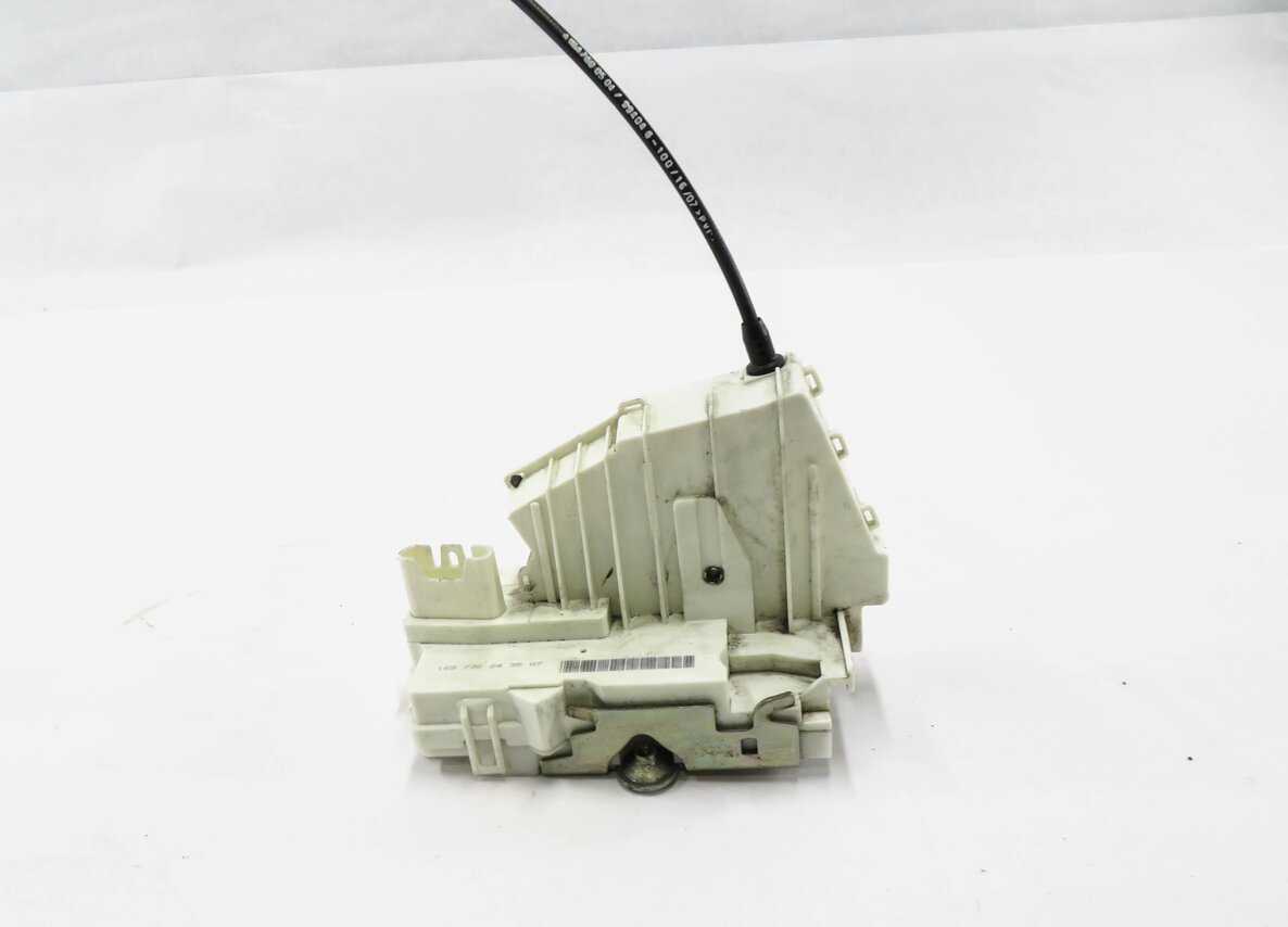 Thumbnail 2: 2008-2012 MERCEDES GL320 GL450 GL550 GL350 (X164) RIGHT REAR DOOR LATCH ACTUATOR