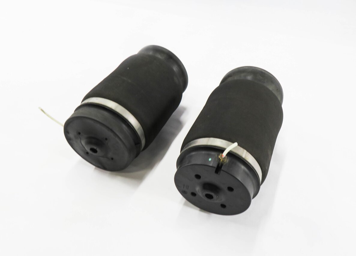 2008 MERCEDES GL550 (X164) LEFT & RIGHT REAR SUSPENSION AIR SPRING SET-2