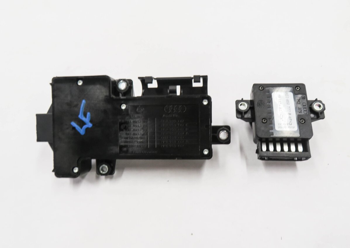 Thumbnail 5: 2013 AUDI S4 (B8 8K) LEFT FRONT DRIVER SEAT ADJUSTMENT SWITCH