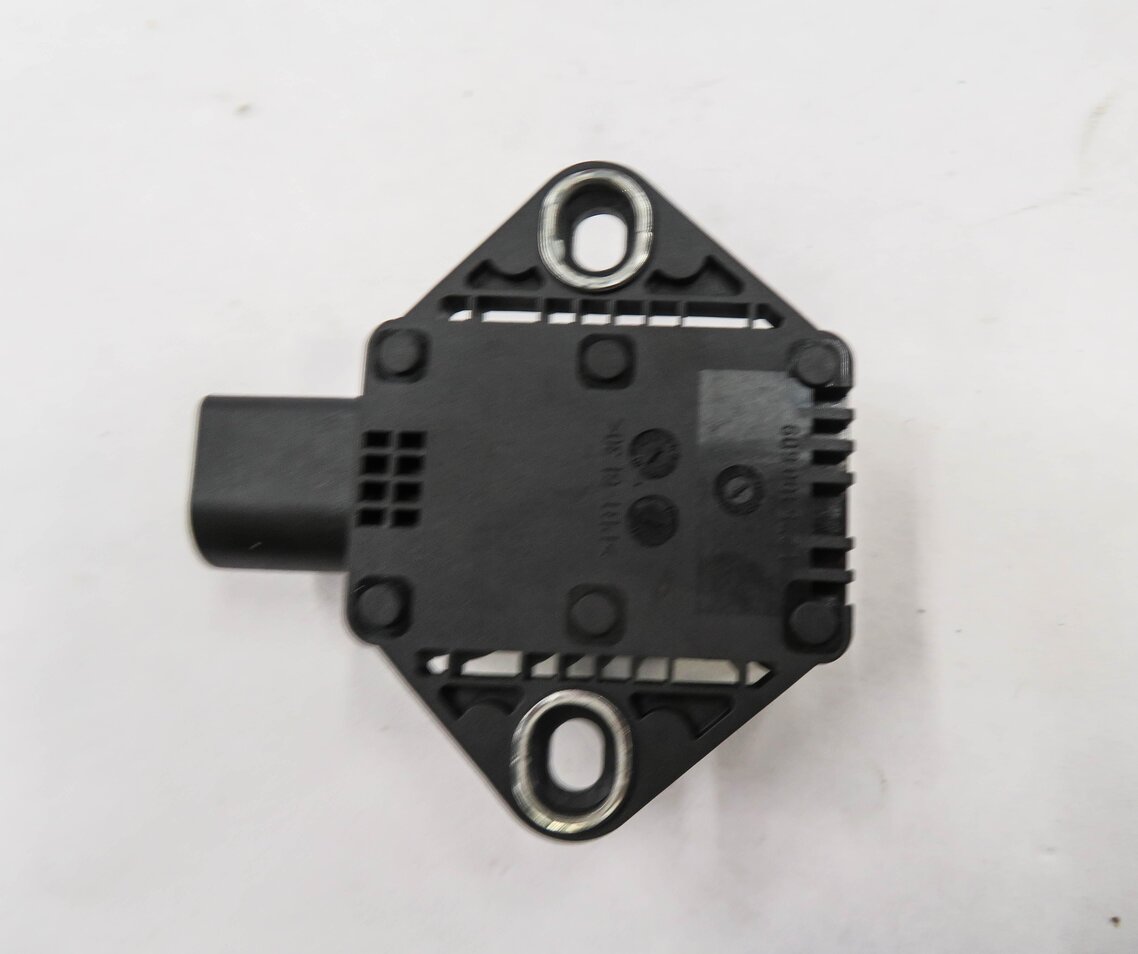 Thumbnail 3: 2013 AUDI S4 (B8 8K) ESP YAW SPEED ACCELERATION ROTATION STABILITY SENSOR