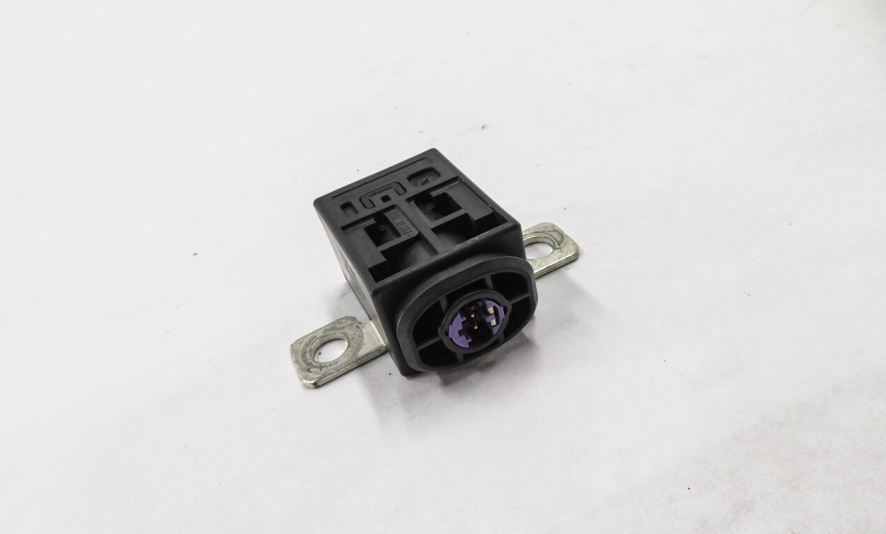2013 AUDI S4 (B8 8K) BATTERY OVERLOAD PROTECTION MODULE