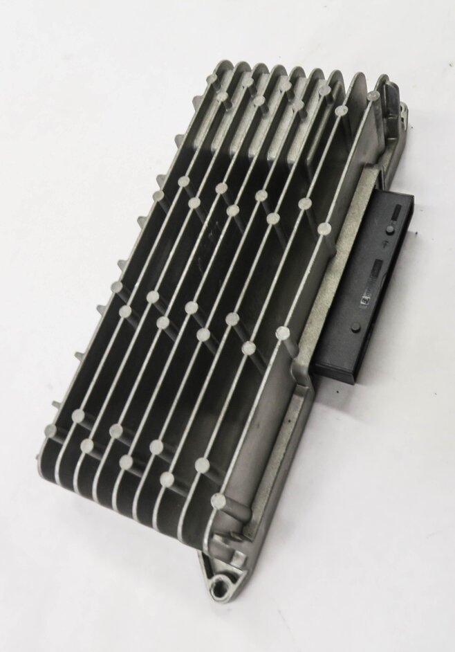 Thumbnail 3: 2013-2016 AUDI A4 S4 (B8 8K) RADIO STEREO AUDIO AMP AMPLIFIER (8UQ / 8YN)