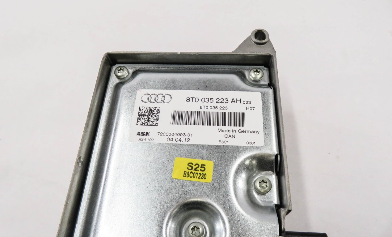 Thumbnail 5: 2013-2016 AUDI A4 S4 (B8 8K) RADIO STEREO AUDIO AMP AMPLIFIER (8UQ / 8YN)