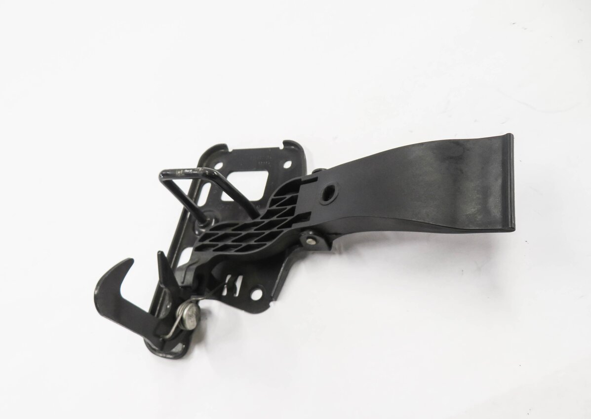 Thumbnail 2: 2013 AUDI S4 (B8 8K) FRONT HOOD SAFETY LATCH CATCH RELEASE LEVEL HANDLE