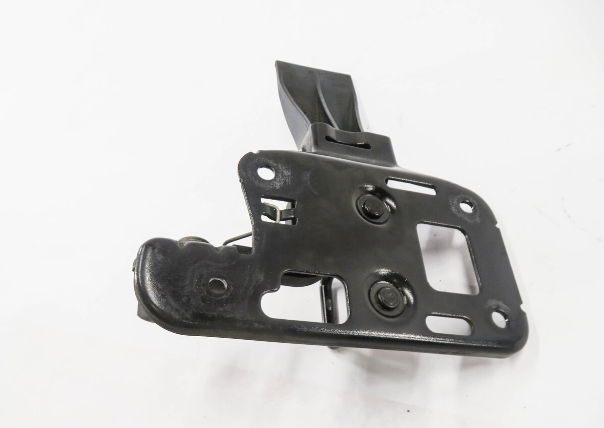 Thumbnail 4: 2013 AUDI S4 (B8 8K) FRONT HOOD SAFETY LATCH CATCH RELEASE LEVEL HANDLE