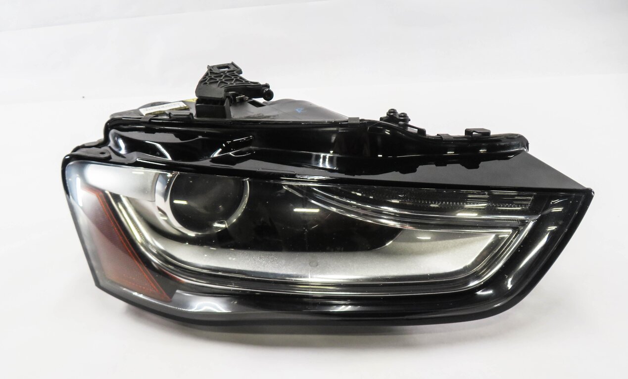 2013-2016 AUDI A4 S4 (B8 8K) RIGHT - XENON HID HEADLIGHT LIGHT LAMP (NON AFS)