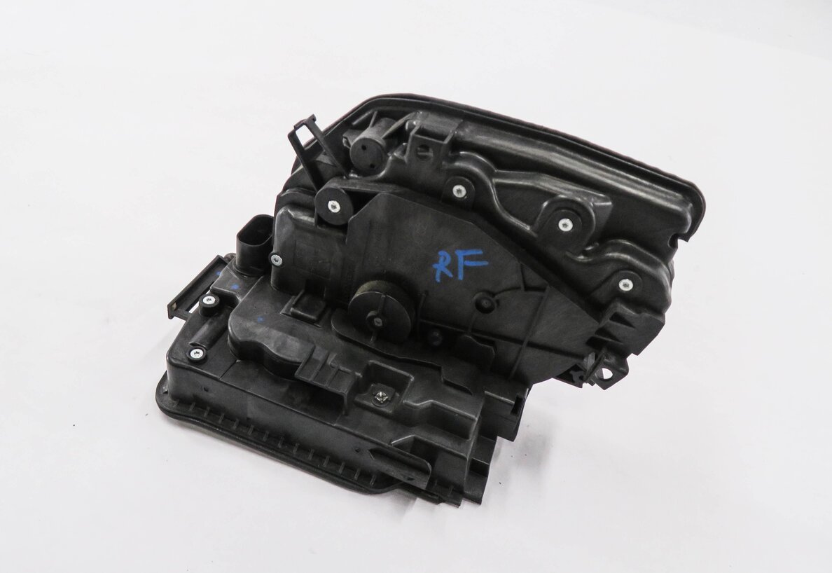 2014-2019 BMW I3 X1 X2 X5 X6 (F15 F16 F39 F48) RIGHT FRONT PASSENGER DOOR LATCH