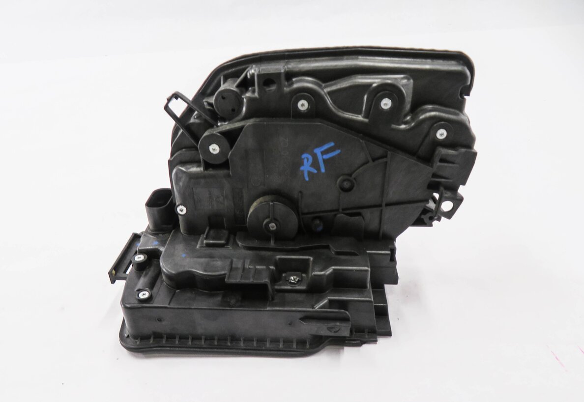Thumbnail 2: 2014-2019 BMW I3 X1 X2 X5 X6 (F15 F16 F39 F48) RIGHT FRONT PASSENGER DOOR LATCH