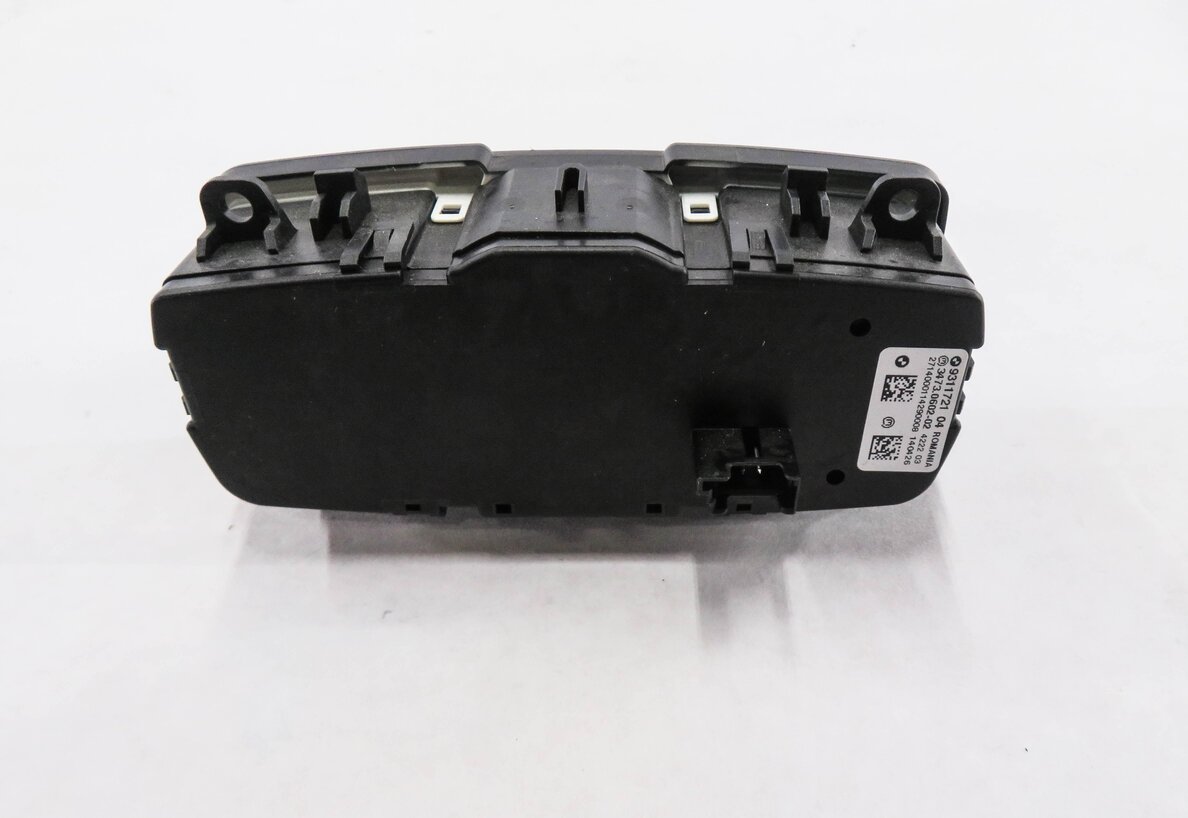 Thumbnail 4: 2014-2018 BMW X5 (F15) HEADLIGHT SWITCH (BLACK)